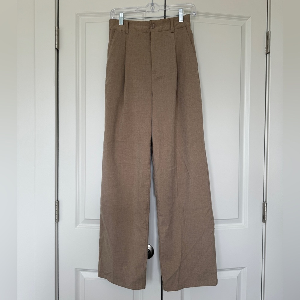 Uraban Outfitters Tan Trousers